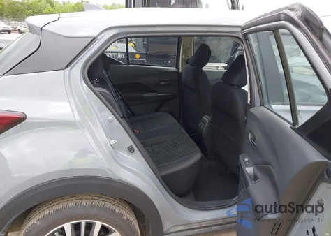 2024 Nissan Kicks Sv Xtronic Cvt из США, поврежденный, VIN 3N1CP5CV4RL552746